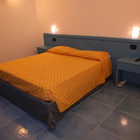 Conte - S. Angelo Bay