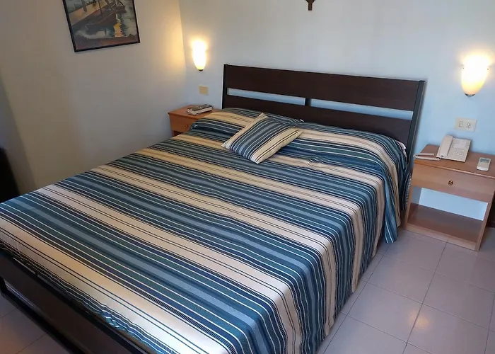 Conte - S. Angelo Bay 3* Serrara Fontana