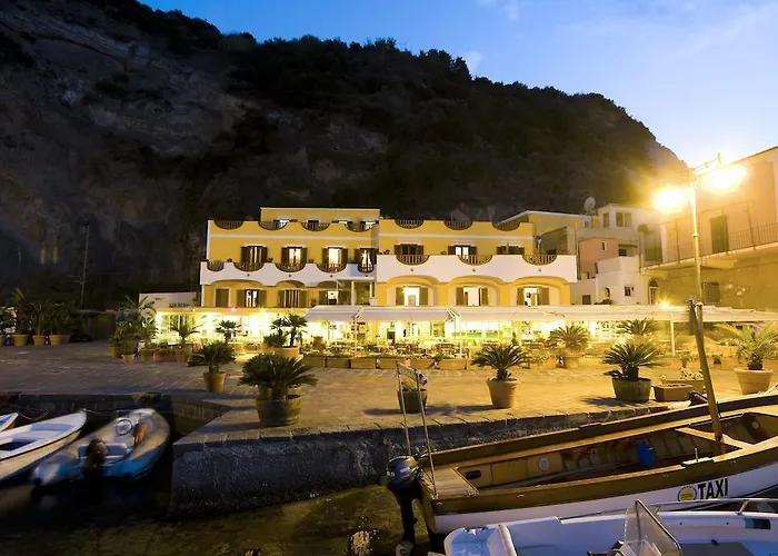 Hotel Conte - S. Angelo Bay Serrara Fontana