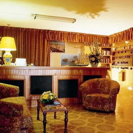 Conte - S. Angelo Bay