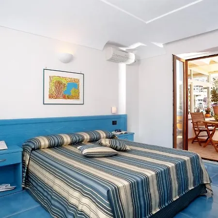 Hotell Conte - S. Angelo Bay Serrara Fontana