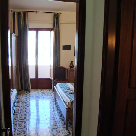 Conte - S. Angelo Bay Hotell Serrara Fontana