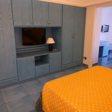 Conte - S. Angelo Bay 3* Serrara Fontana