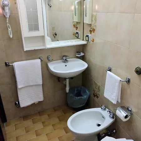 Conte - S. Angelo Bay 3*