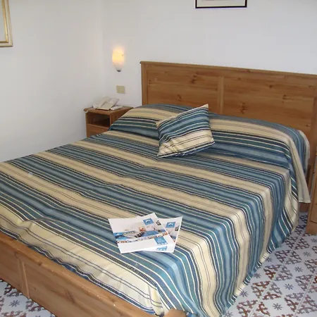 Conte - S. Angelo Bay